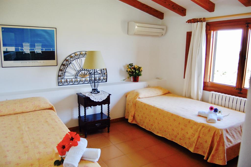 Private Villas Puerto Pollensa For Family Groups, Private Mountain Ideal For Runners, Trailers, Hikers, It Is Approximately 3 Minute Walk From The Beach מראה חיצוני תמונה