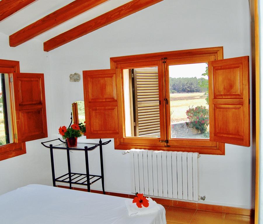 Private Villas Puerto Pollensa For Family Groups, Private Mountain Ideal For Runners, Trailers, Hikers, It Is Approximately 3 Minute Walk From The Beach מראה חיצוני תמונה
